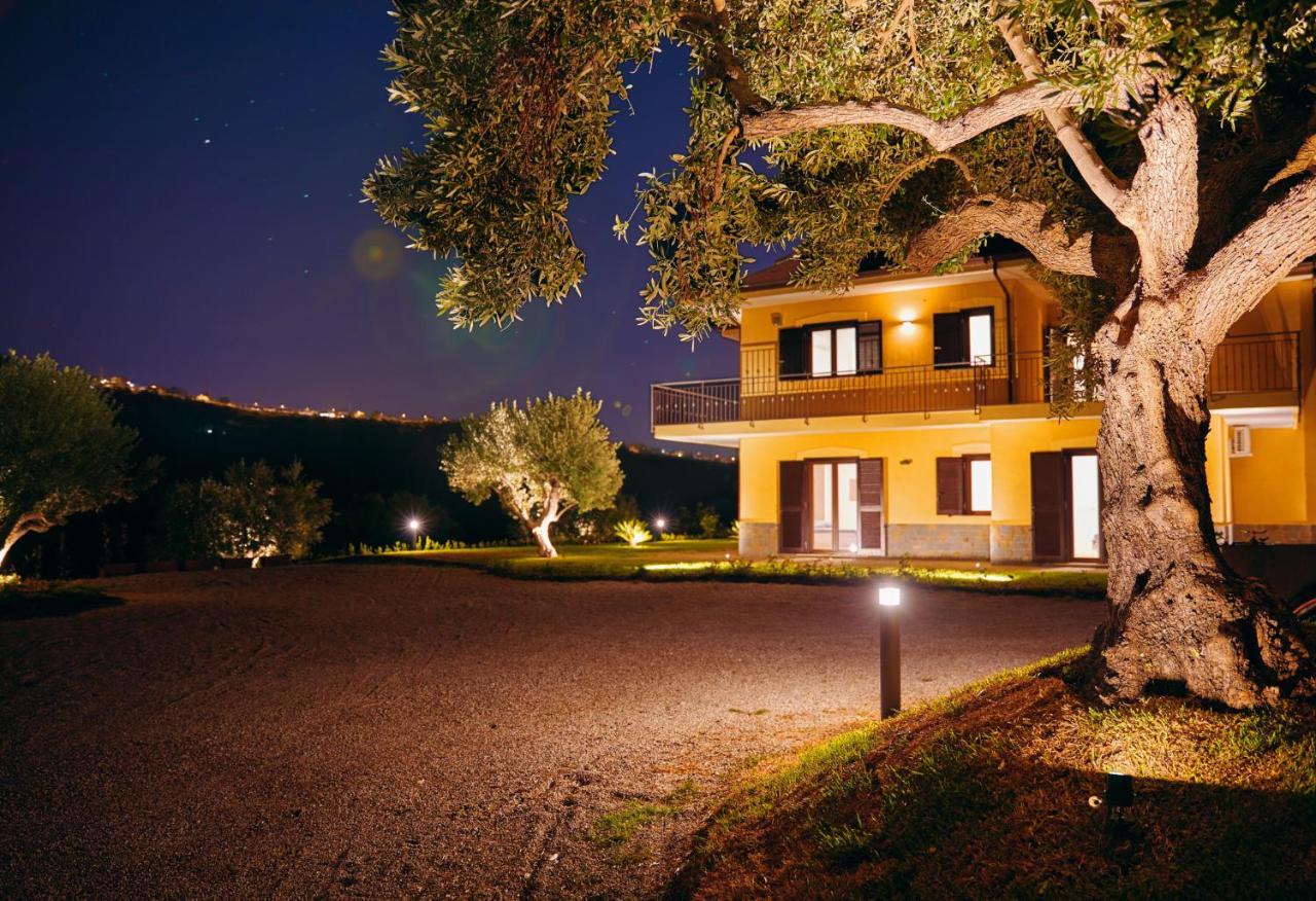אגרופולי Cilentia B&B מראה חיצוני תמונה